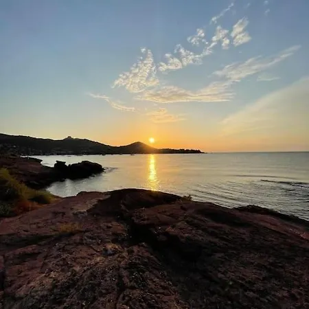 Cap Esterel Raphael Cocon Varois Vue Mer