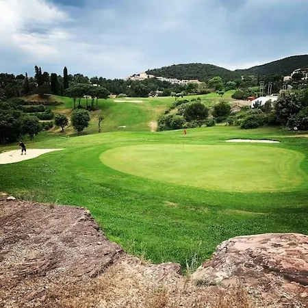 Cap Esterel Raphael Cocon Varois Vue Mer Сен-Рафаэль